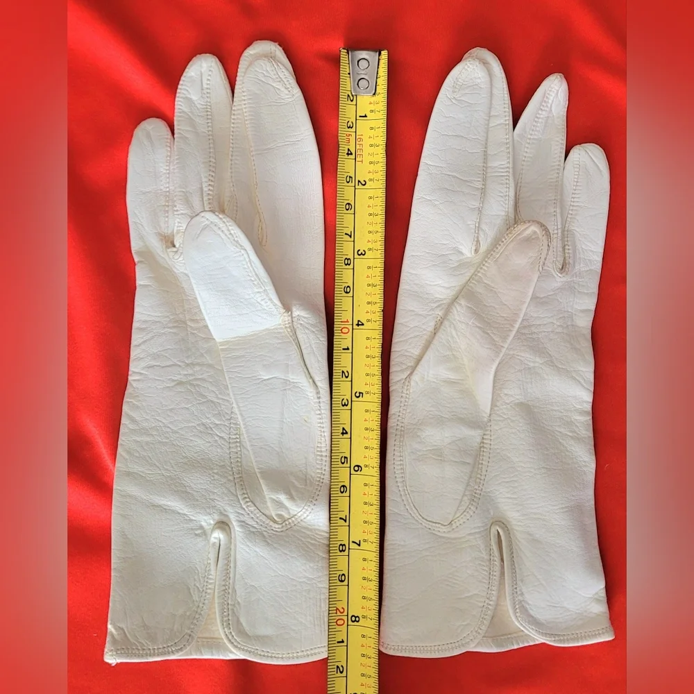 Vintage Evening Leather Gloves, Kid Size 7, Embroidered Vine Design, Ivory